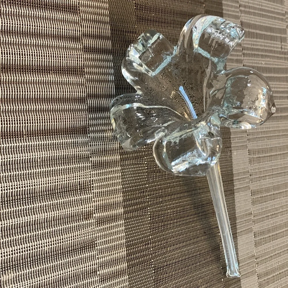 Vintage Hand Blown Glass Stem Lily Trumpet Flower Crystal Clear 4x8 inches vase